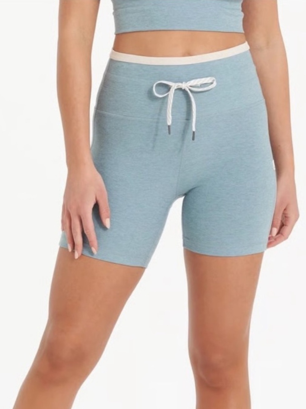 Vuori Vibe Elevation Short in Heather